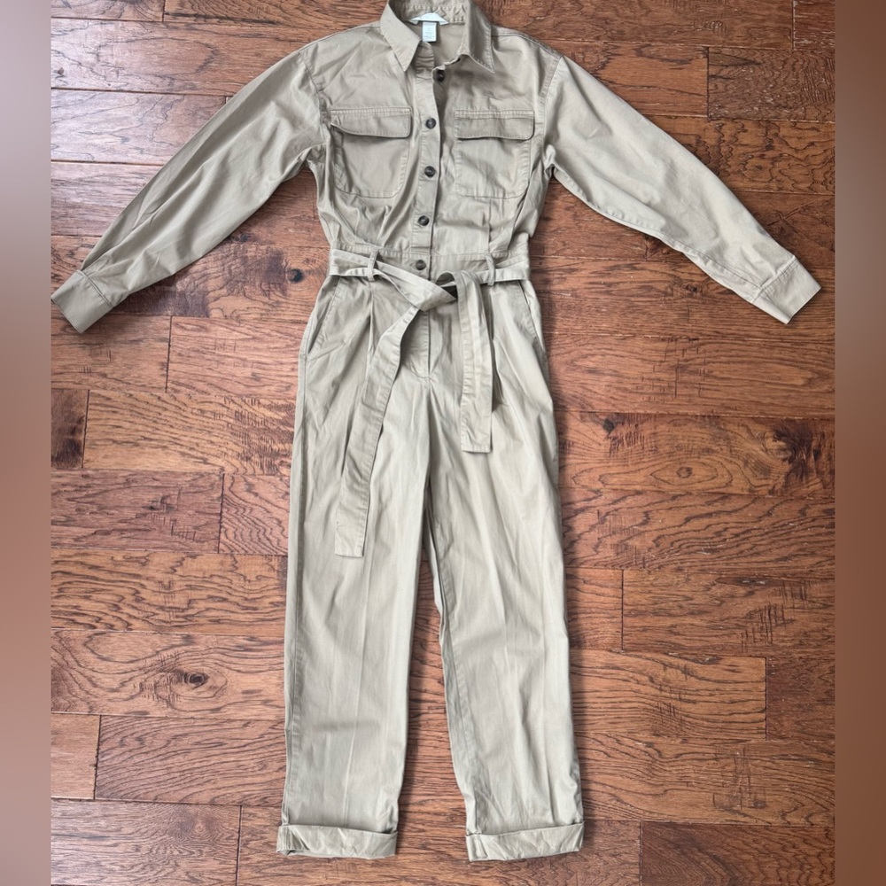 H&M Utility Cargo Womens jumpsuit size 2 beige tan
